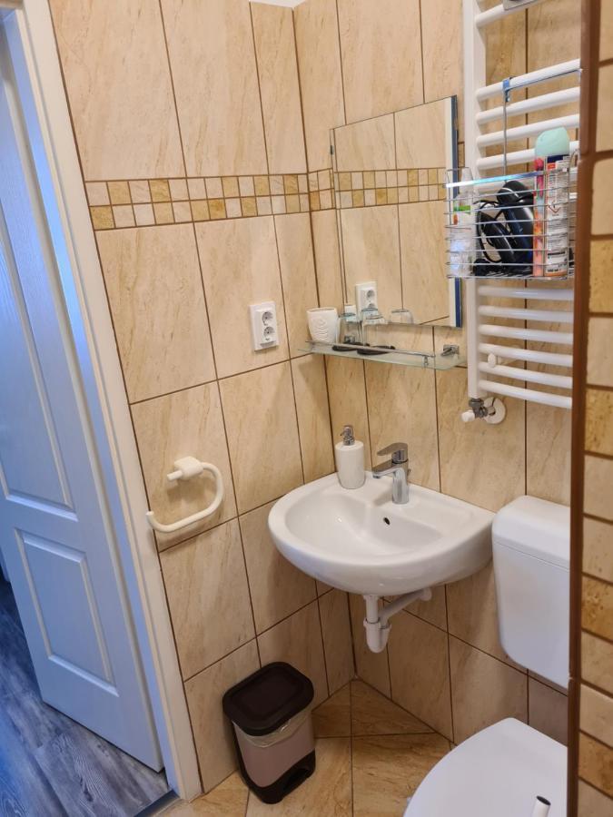 Dm Vendeghaz Villány Exteriör bild